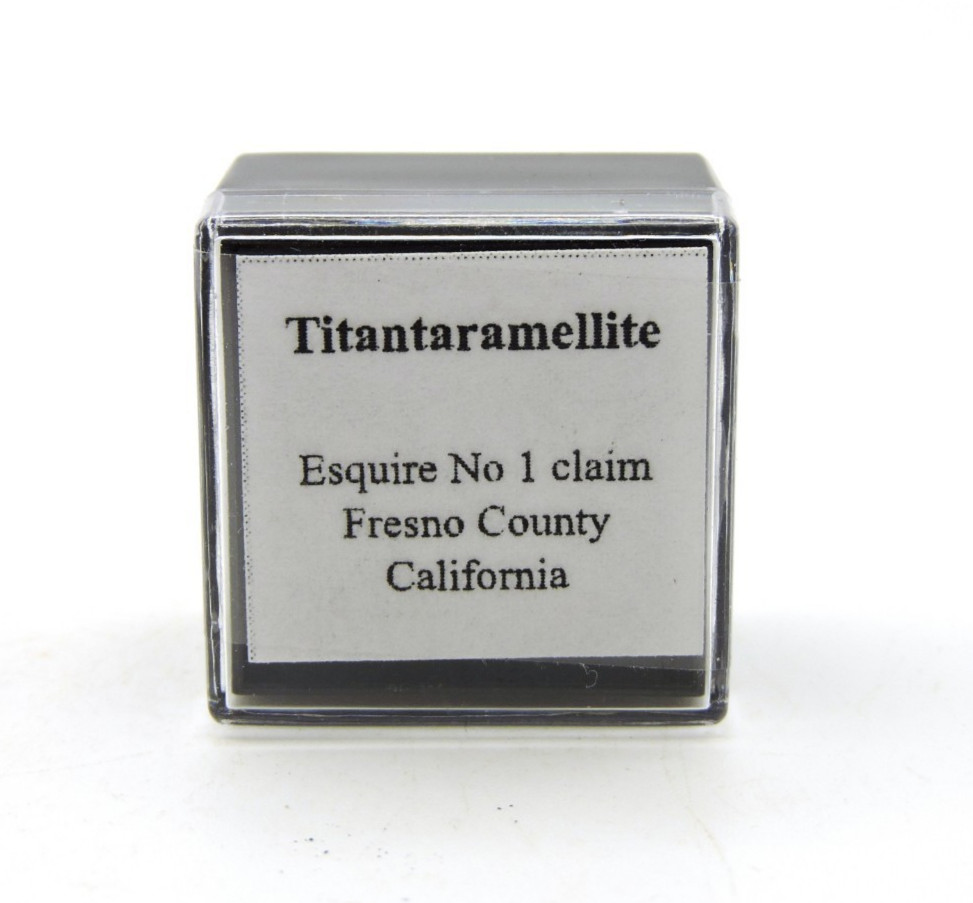 Titantaramellite micromount Mineral Specimen *Esquire No 1, California*