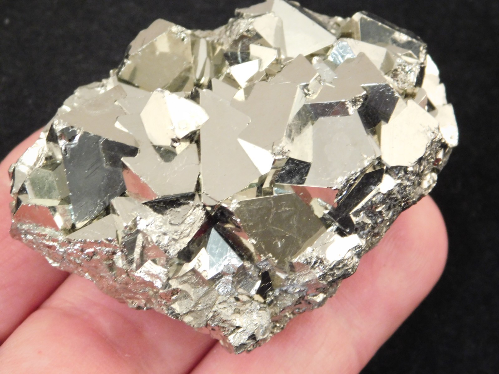 PYRAMID Shaped Crystals! Tetrahedron PYRITE Crystal Cluster Peru 184gr