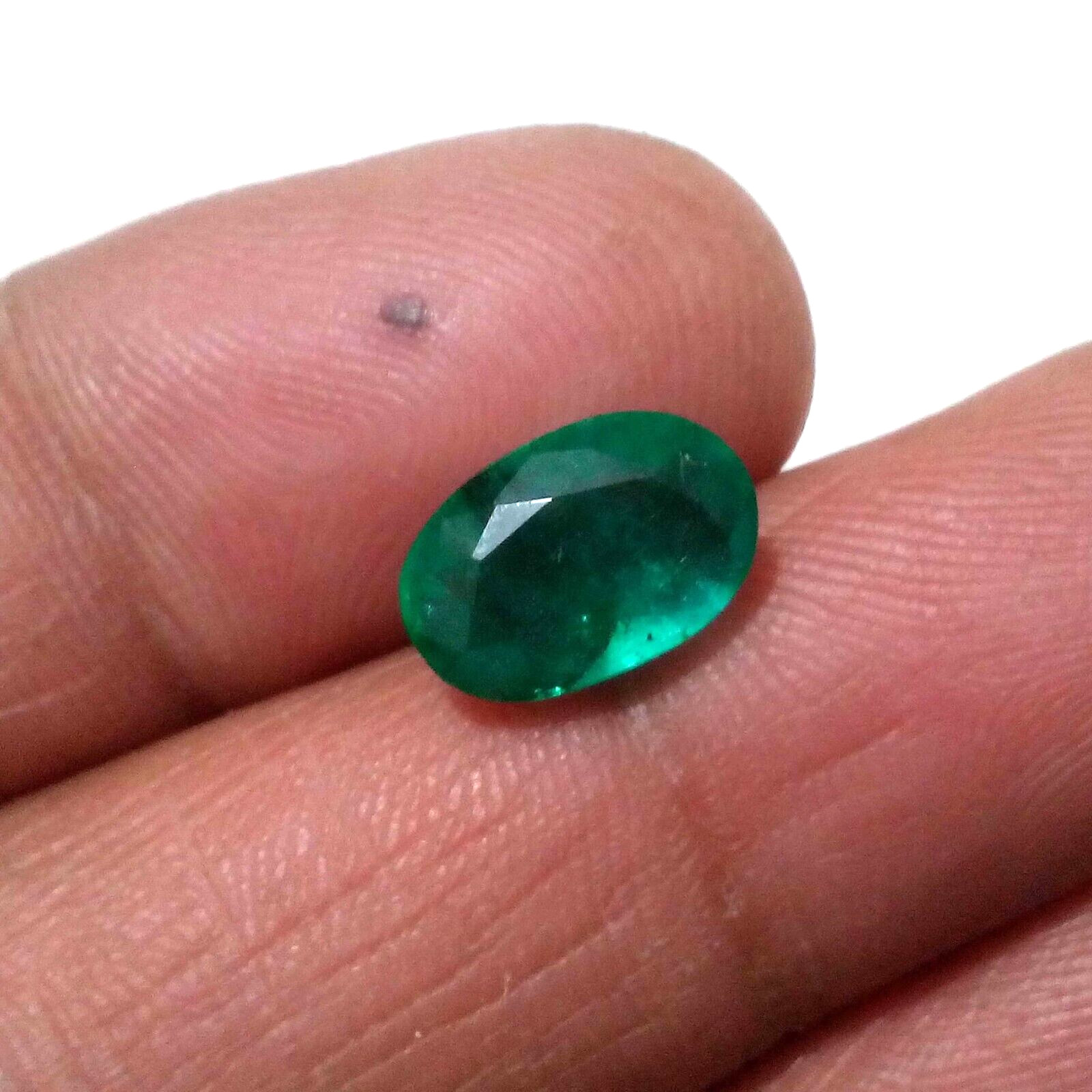 Gorgeous Zambian Emerald Oval 3.60 Crt Wonderful Green Faceted Loose Gemstone