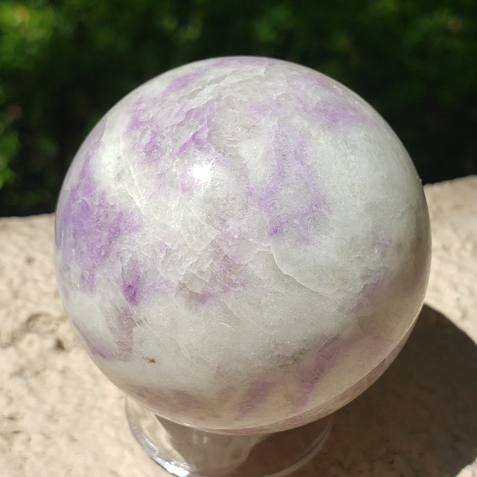 1.95″ Hackmanite Mineral Sphere Orb Ball STRONG UV, 186g or 6.56 oz