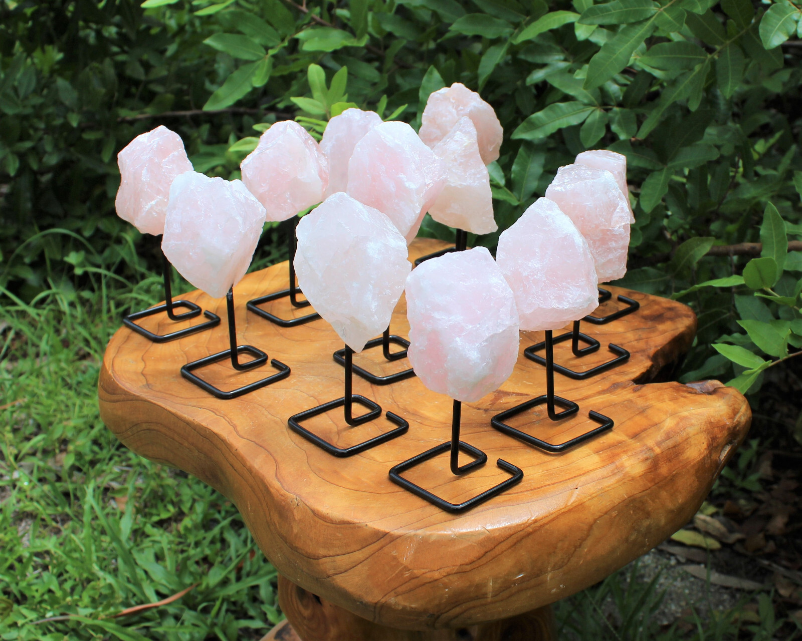 Rose Quartz On Metal Stand (Free Standing Rough Rose Quartz Crystal Mini Pin)