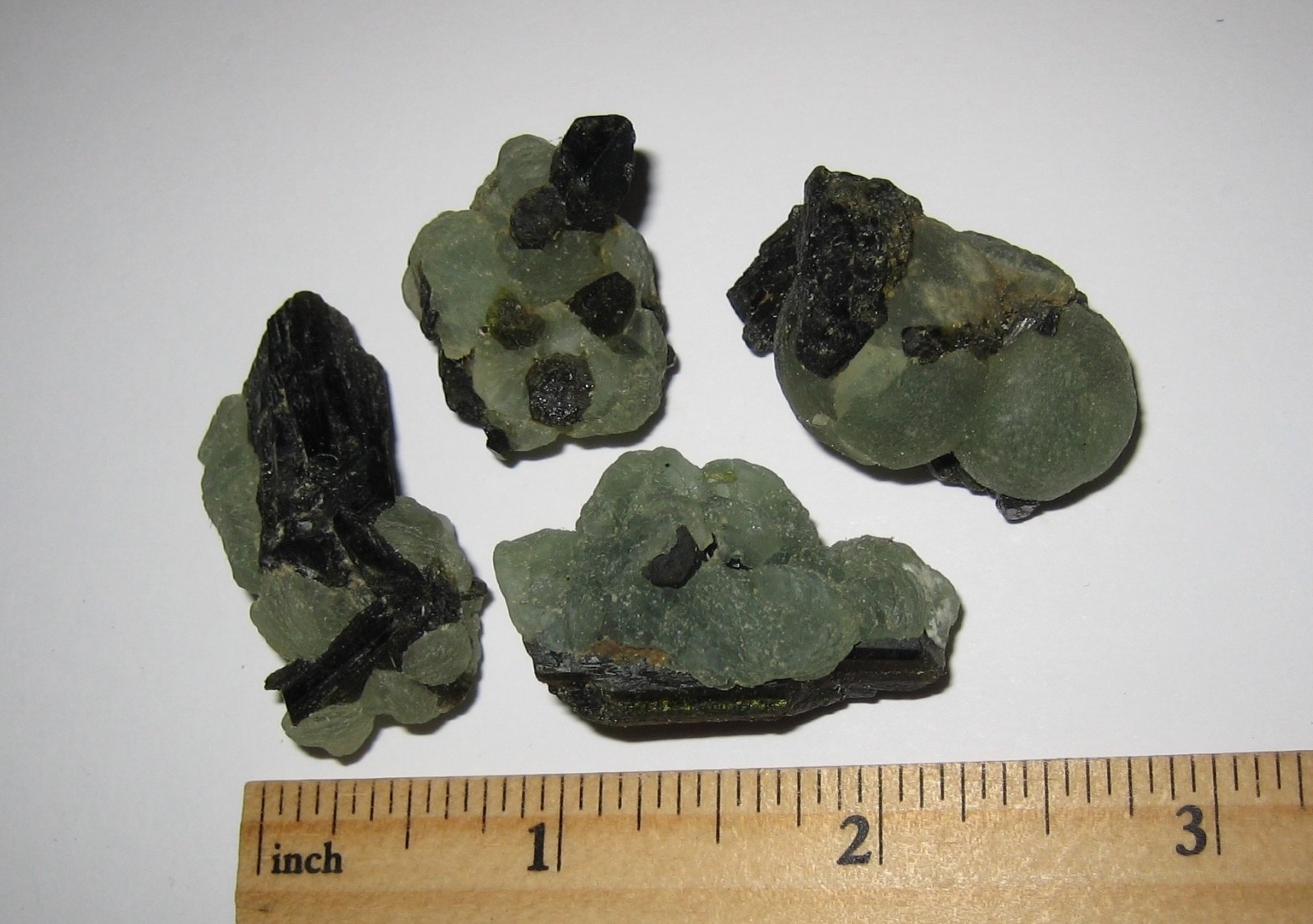 4 SMALL NATURAL 1″- 1.3″ PREHNITE & EPIDOTE CRYSTAL CLUSTERS FROM MALI 60.9grams