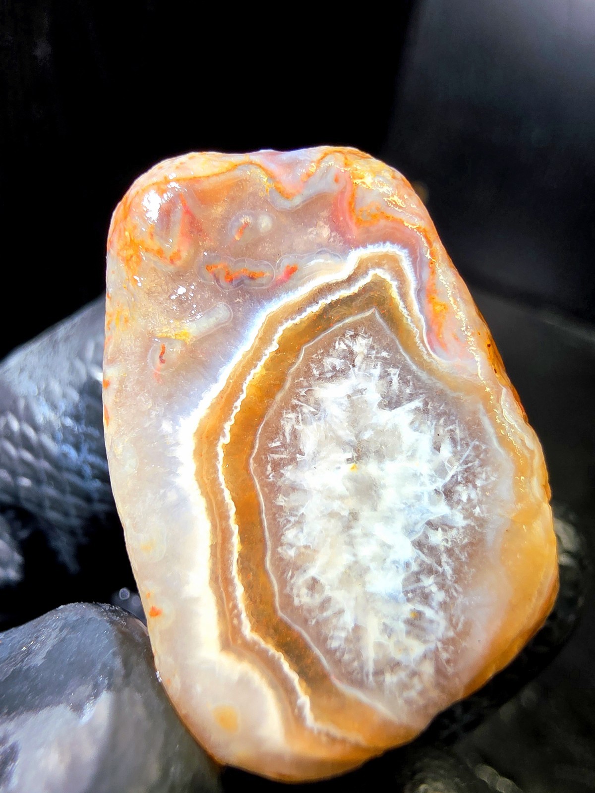 Lake Superior Fragmented Membrane Agate In Blue Chalcedony & Amethyst Quartz 1oz