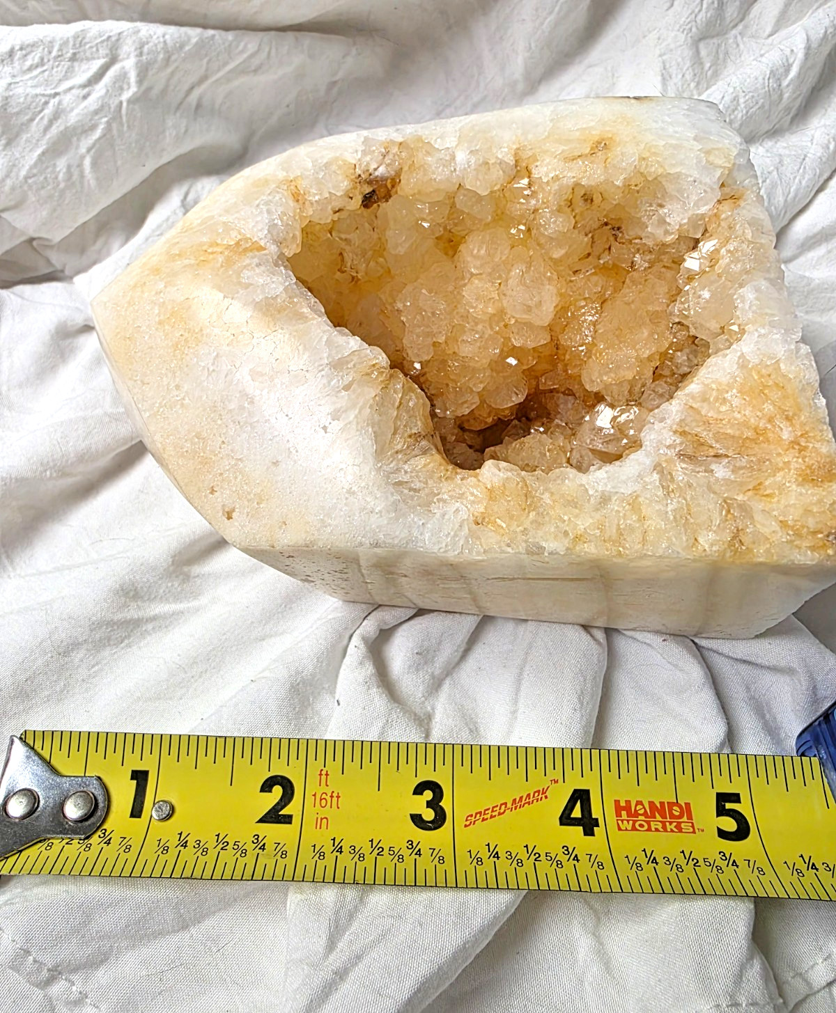 2.47 lb Tennessee Quartz Tower with Geode Quartz pocket 5 inches Free Standing