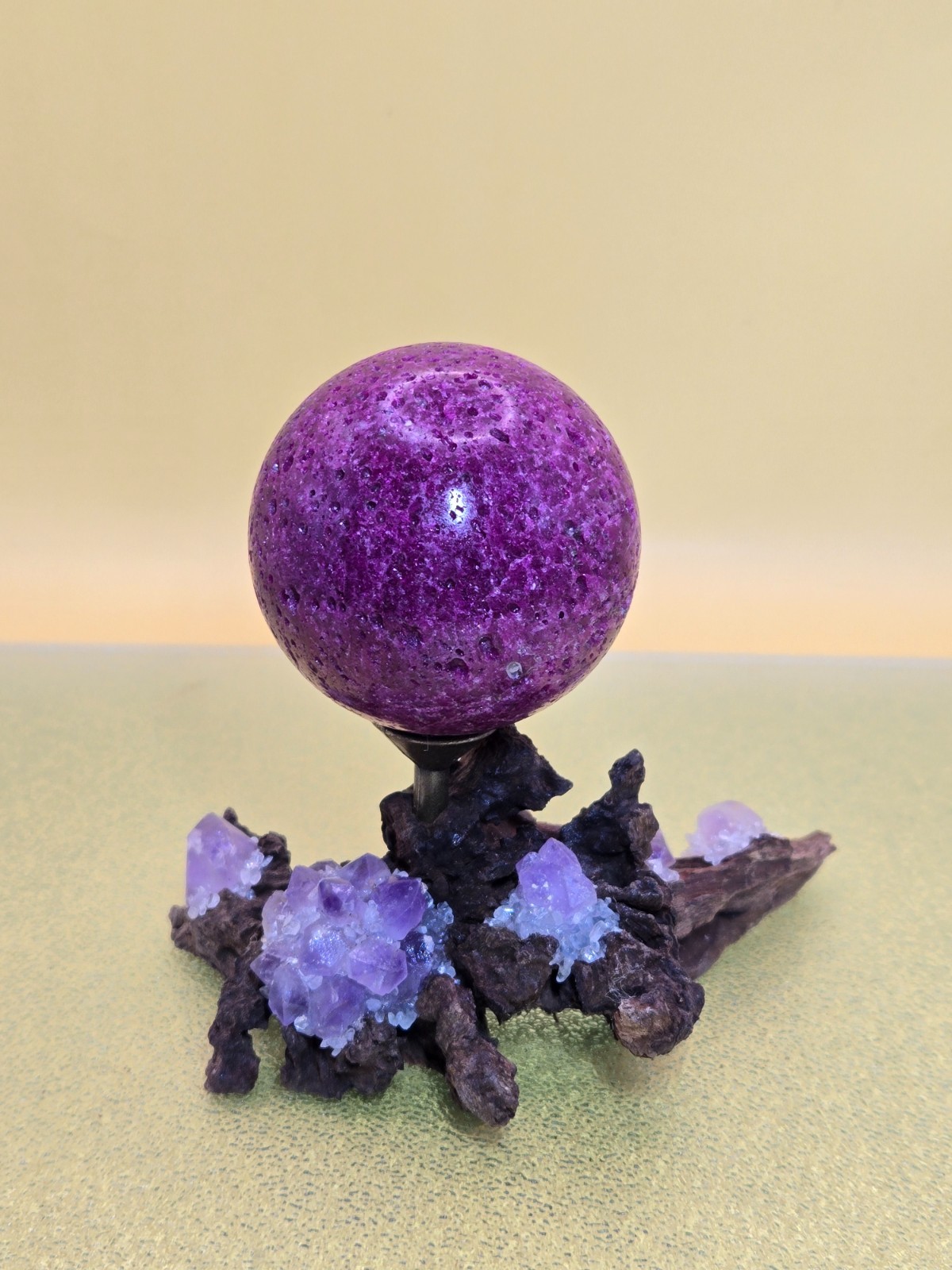 320G Pink UV Ruby Corundum Sphere Crystal Ball Reiki Healing With Wood Stand