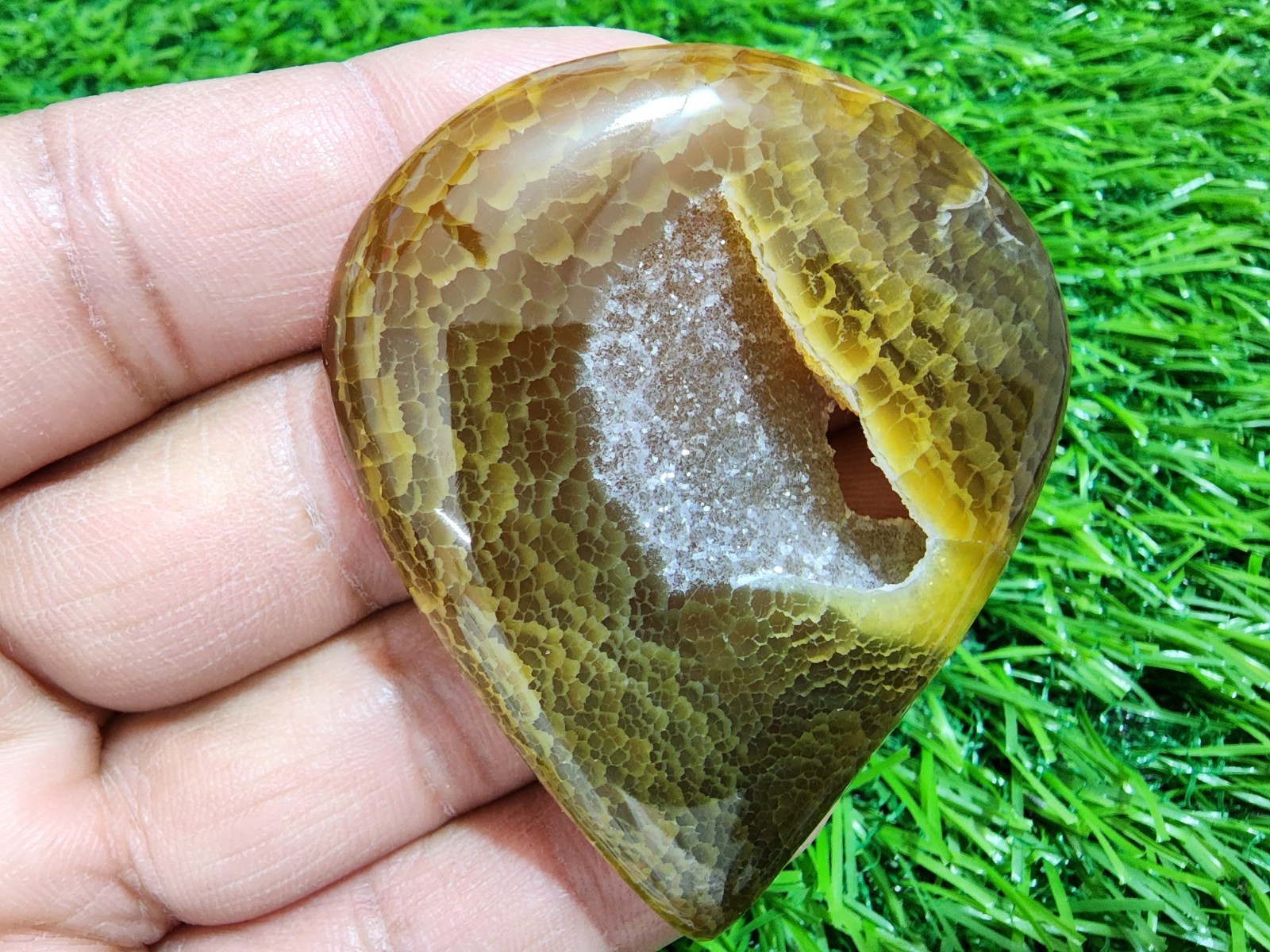 Spider Design Window Druzy Agate 170ct Pear Cut Stone Crystal Druzy Gemstone