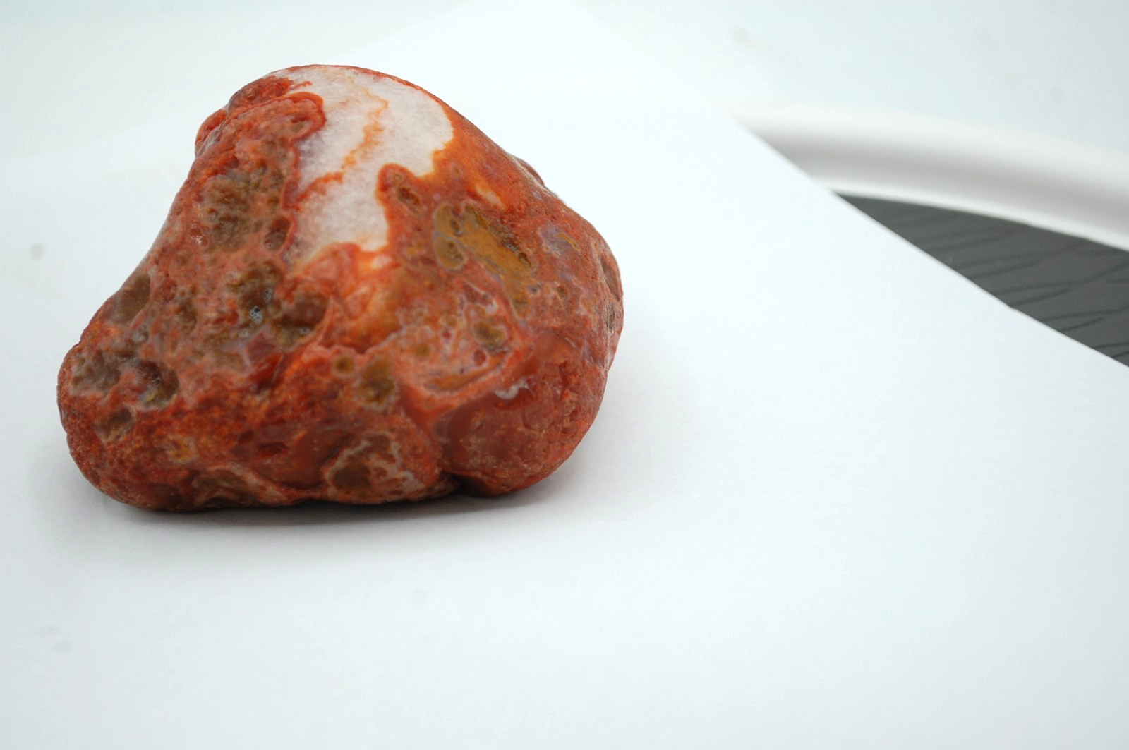 AGATE LAKE SUPERION AGATE 14.9 OZ 3 3/8″ X 3″ X 2″. MINNESOTA AGATE