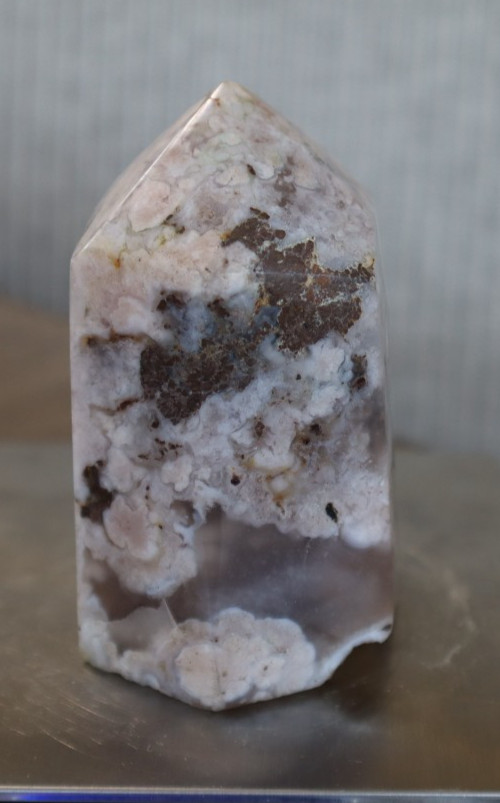 FLOWER AGATE POINT (SHORT AND CHUNKY) 2.98 X 2.00 INCHES/ 247.4 GRAMS