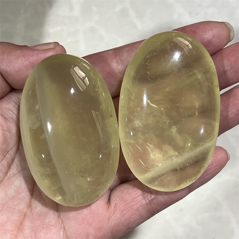TOP Wholesale Natural Citrine Quartz Palm Stone Quartz Crystal Reiki Healing 1PC