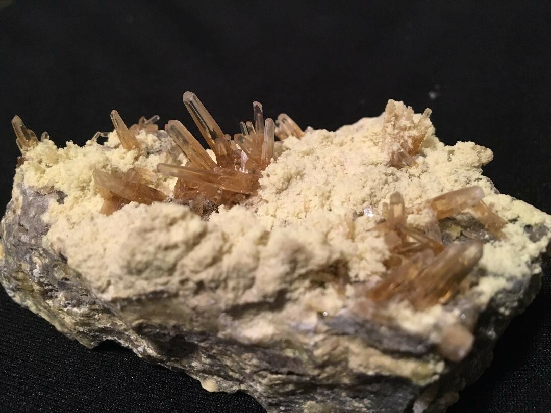 KB: BRIGHT!! FL & PHOS SW YELLOW/WHITE BARIAN CELESTINE XLS & SULFUR FROM POLAND