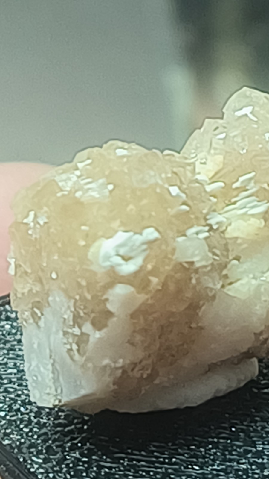 Brown Fluorescent Fluorite With Barite From Kentucky Usa
