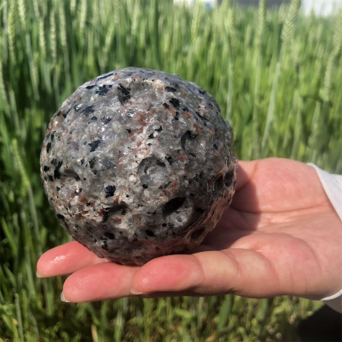 660g Natural Yooperlite Moon Quartz Crystal Sphere Reiki Crystal Ball Decor Gift