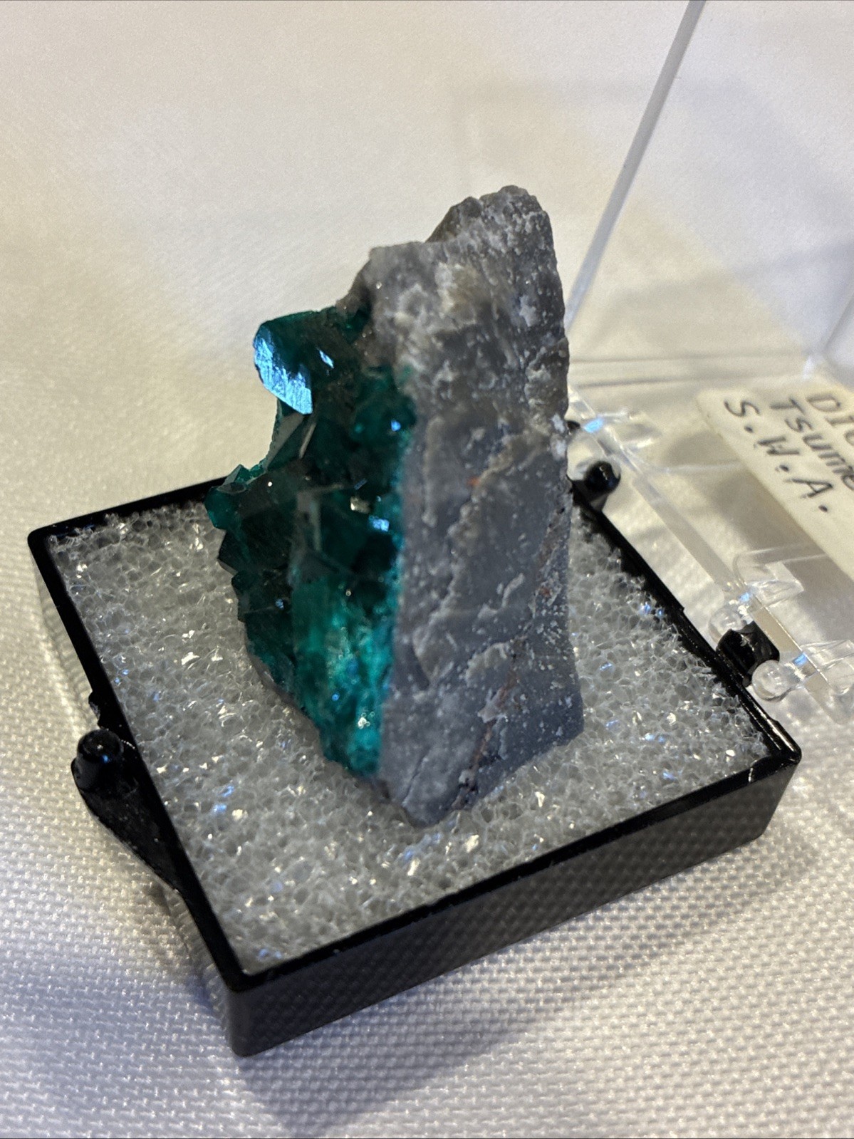 DIOPTASE TSUMEB SW AFRICA HYBLOCKROCKSTORE