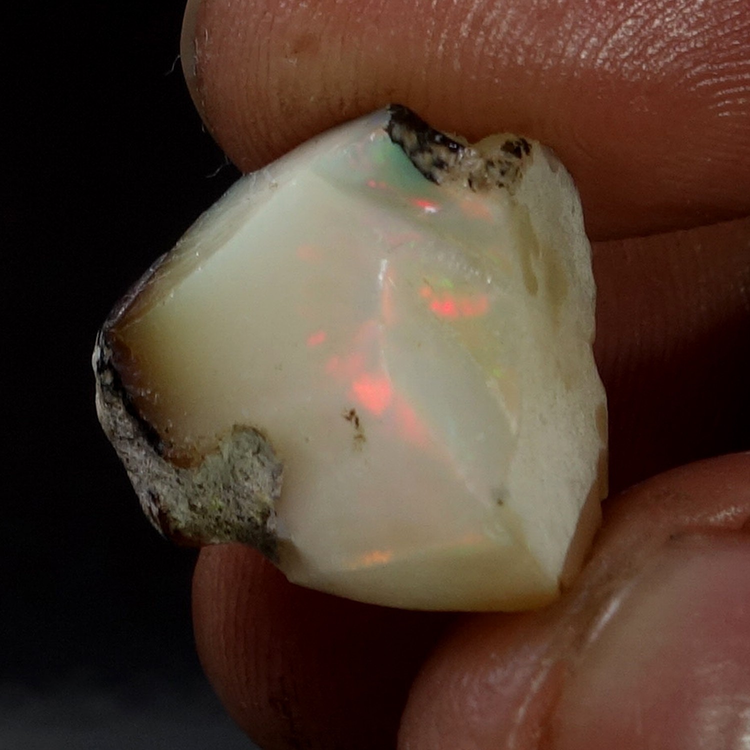 White Opal Rough Natural Multi Fire Ethiopian Opal Raw 10.50 Cts 14x15x10 mm