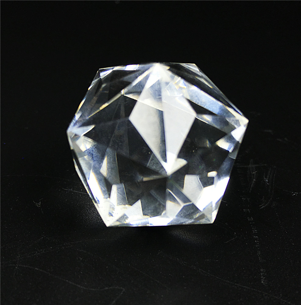 60 Sides Natural Clear Quartz Crystal Sphere Point Geometric Figurine Gemstone