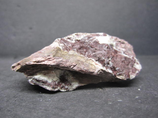 Piemontite in Rhyolite, Culp Hill, Adams County, PA #6