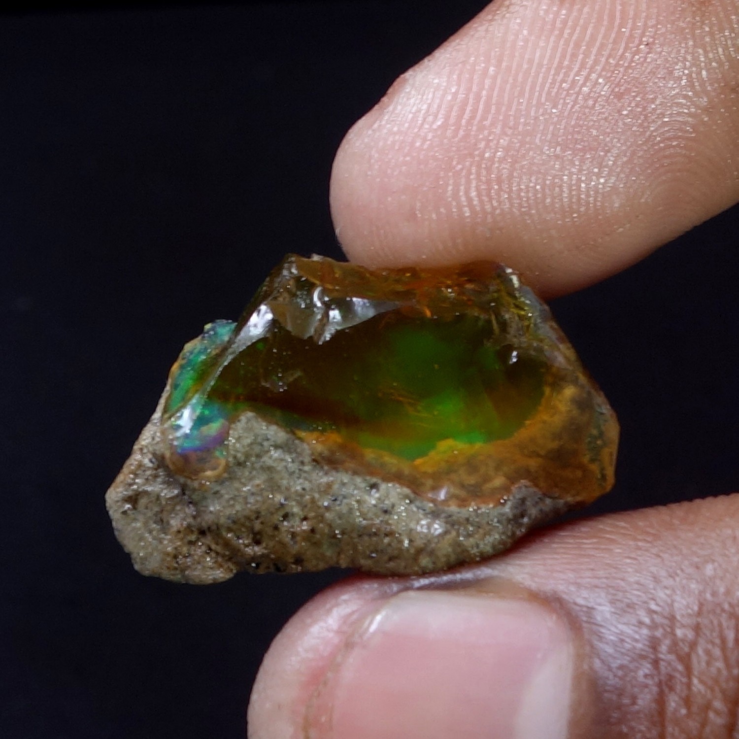 16.00 Cts Black Opal 100% Natural Welo Fire Ethiopian Oil Opal Rough Gemstone