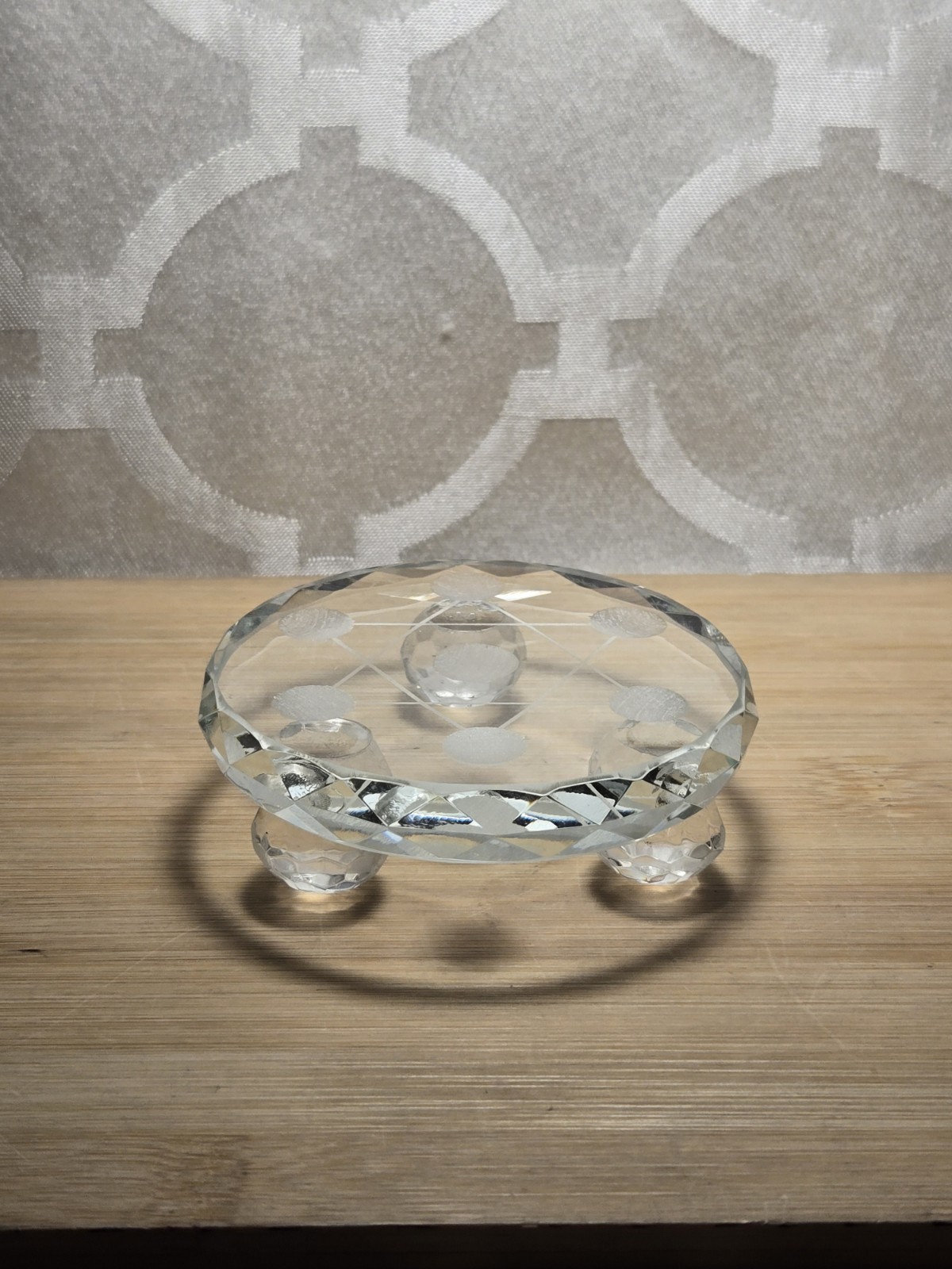 Crystal Stand for Sphere Chakra Stones Set Charging Plate Only NO Stones