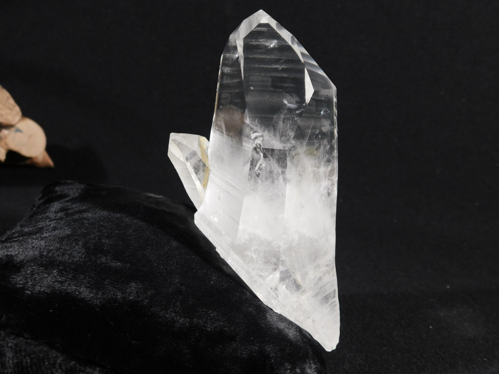Larger! Translucent LEMURIAN Quartz Crystal TWIN From Brazil 335gr