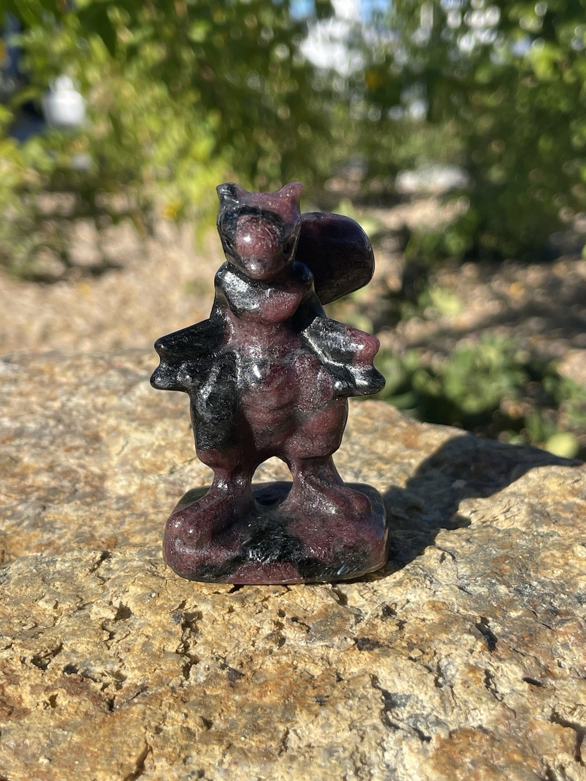 Garnet Fireworks Crystal/Gemstone Mewtwo Carving 73G 2 1/2″ x 1 1/2″