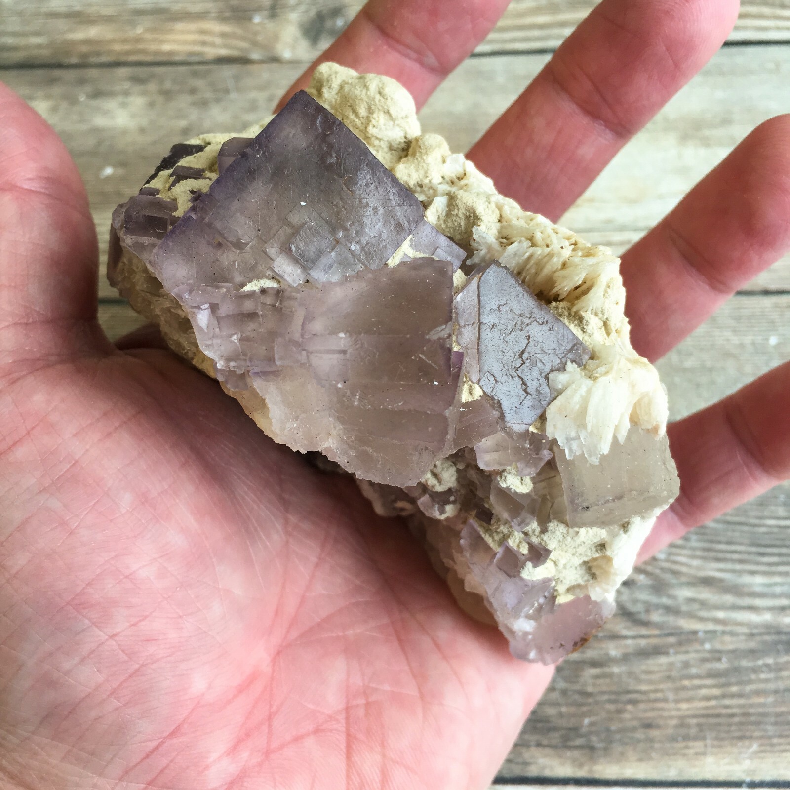 Purple (Lilac) Fluorite Crystal Cluster w/ Baryte: 3.8″ Long; 13.9 oz (394 g);