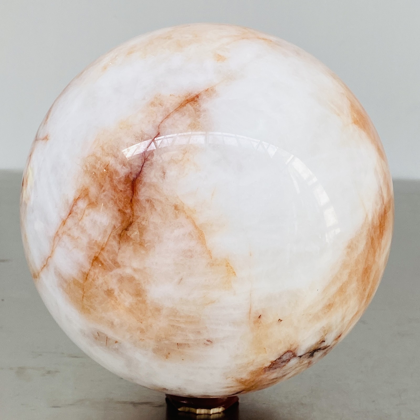 Natural Red Glue Flower Quartz Sphere Crystal Ball Healing 5640G