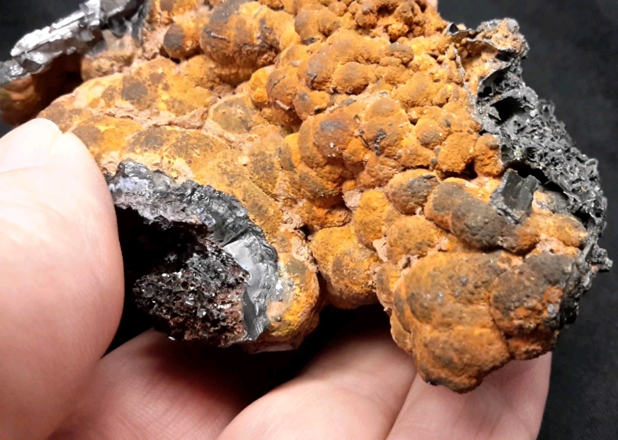 3.5″ SMITHSONITE on GOETHITE from Laurion, GREECE