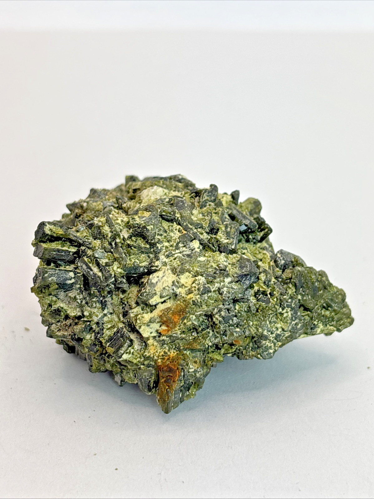 Beautiful Green Epidote Crystal Specimen 79 Grams