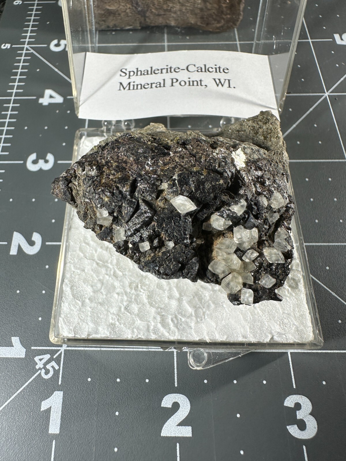 ➤1-7/8″ SPHALERITE / CALCITE Pink Fluorescent Mineral Point Wisconsin VIDEO➤314