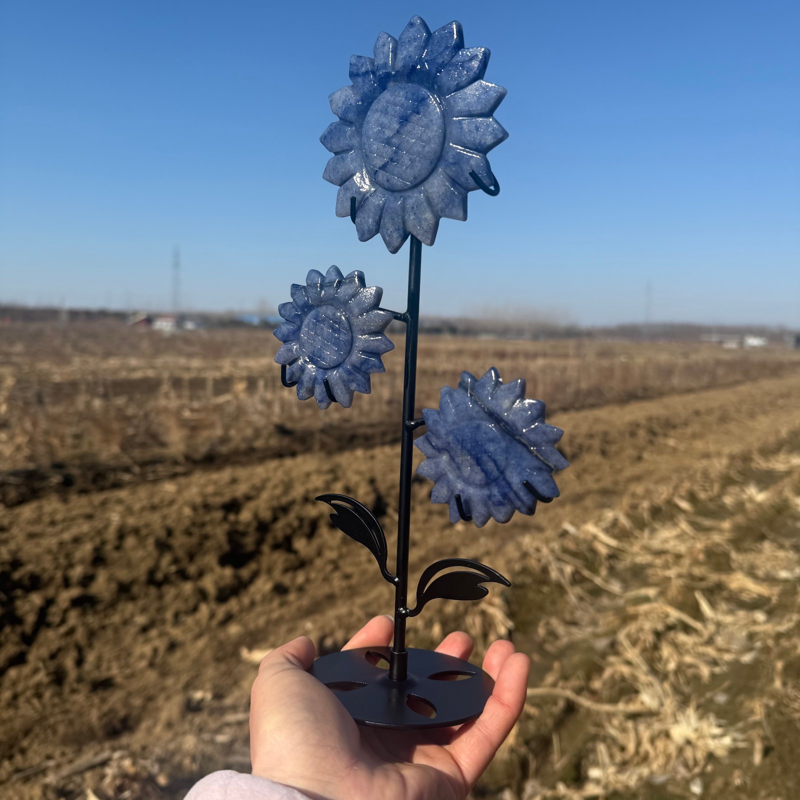 400g Natural Blue Dongling quartz crystal carved Sunflower Decor Gift
