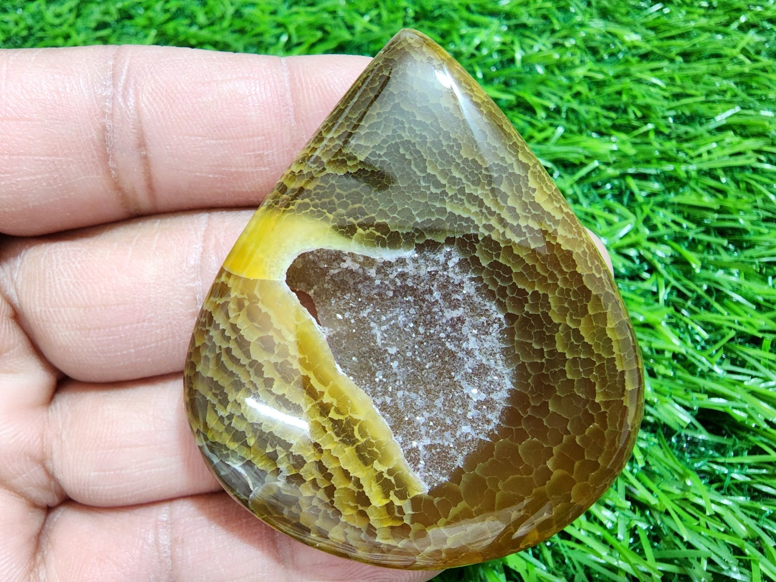Spider Design Window Druzy Agate 170ct Pear Cut Stone Crystal Druzy Gemstone