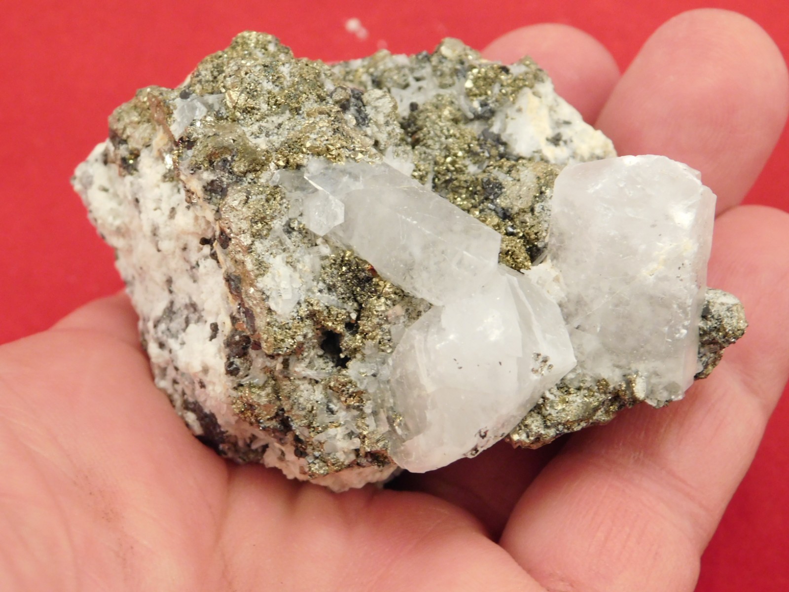 FLUORESCENT Calcite Crystal Cluster with CHALCOPYRITE! Peru 185gr