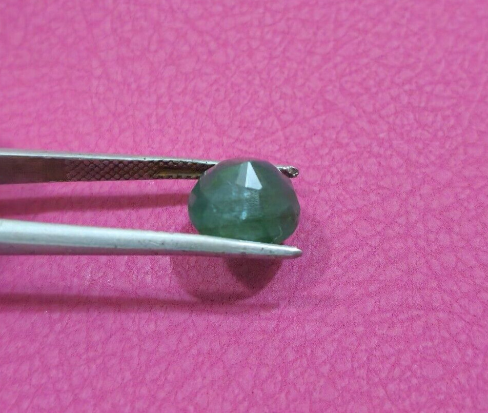 Gorgeous Zambian Green Emerald 3.30 Crt Faceted Round Cut Shape Loose Gemstone