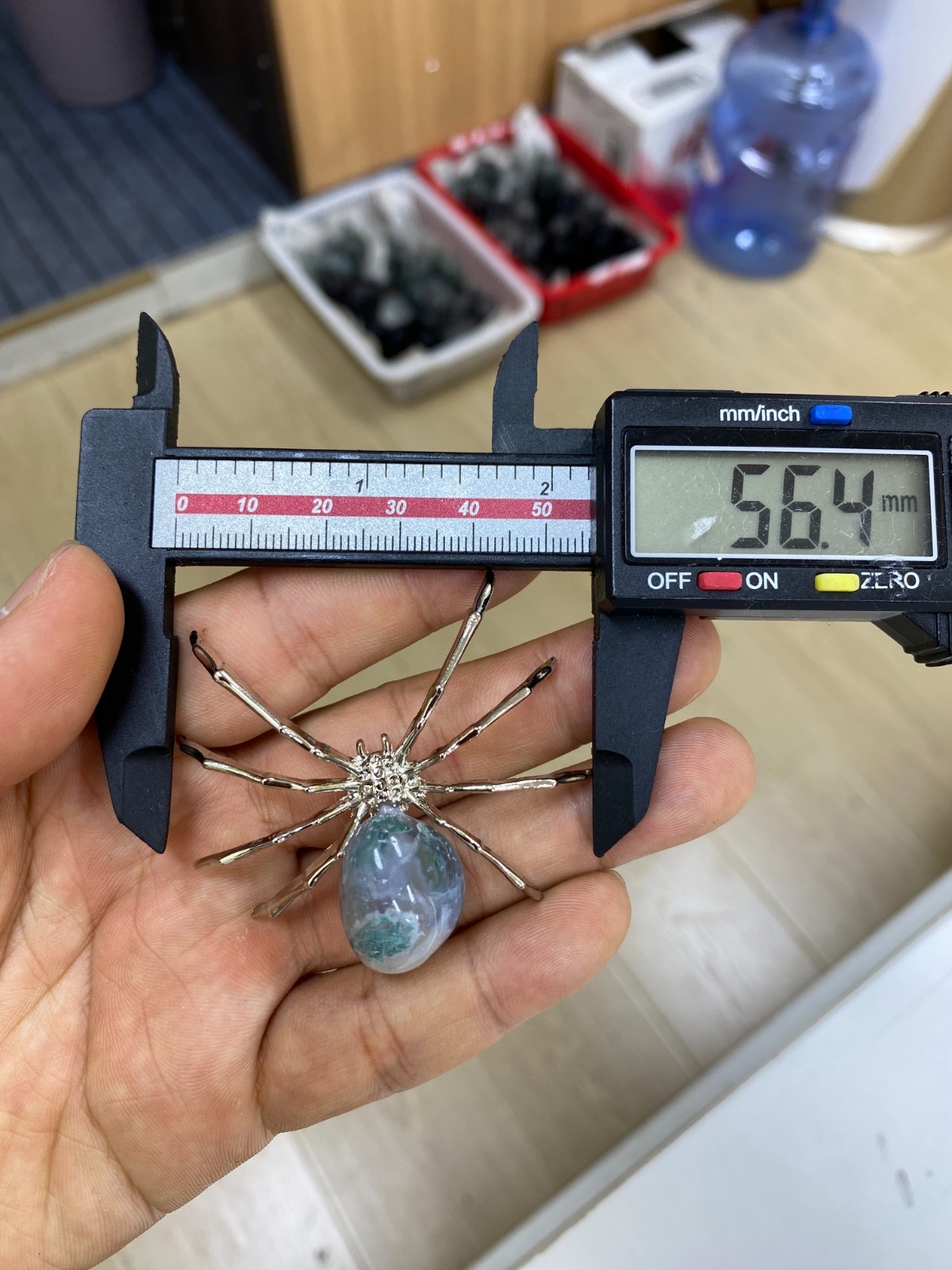1pc Natural Mixed Quartz hand Carved Spider skull crystal Reiki heal Gift Decor