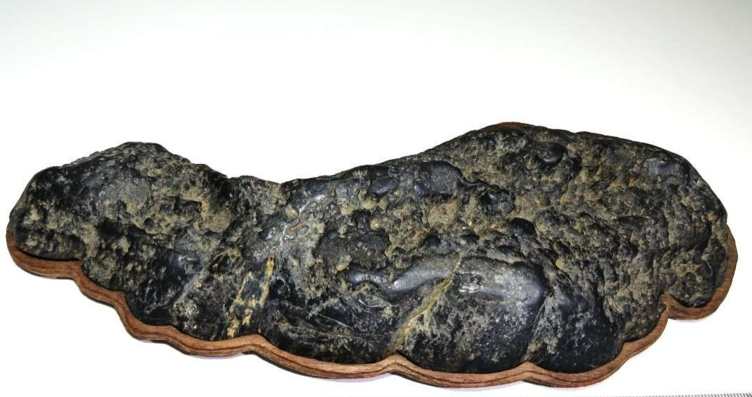 Japanese Suiseki Viewing Stone Island Landscape Rock Wood Daiza