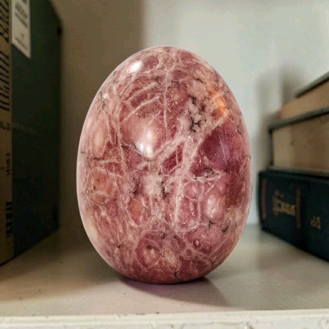 Large 3.75″ Argentina Rhodochrosite Polished Gemstone Egg (Aprox. 95mm) EUC