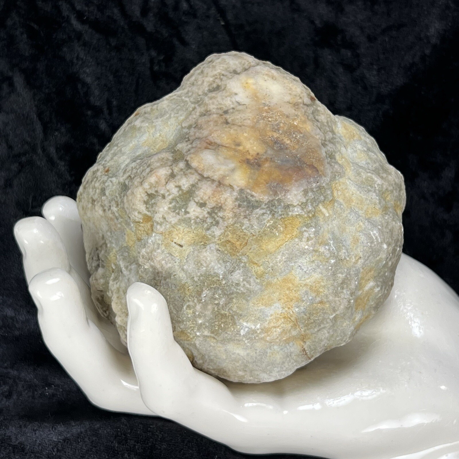 Unopened Geode 3-3/4″ Crystal Quartz Rattler Whole Crack Break Your Own 1.5Lb