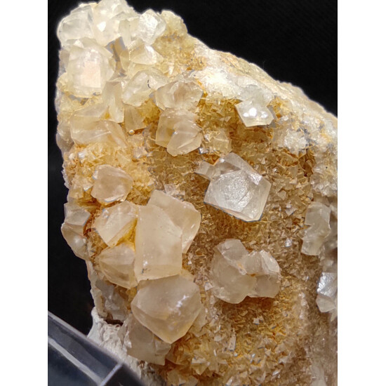 KB: BRIGHT FL. WHITE & YELLOW/WH SW CALCITE XLS. FROM GRAVALOS, LA RIOJA, SPAIN