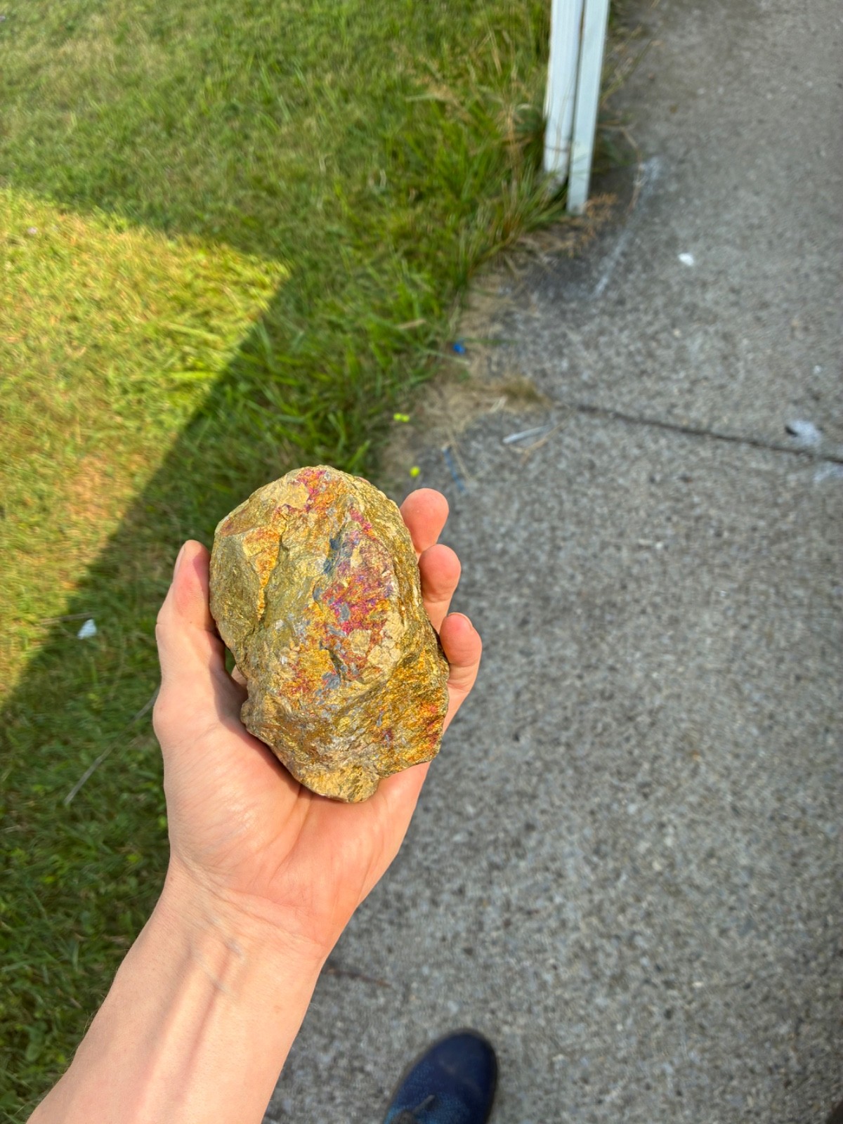 chalcopyrite/gold on quartz