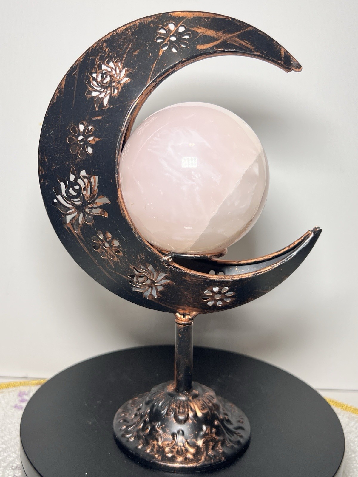 Moon Sphere Holder – Holds 80mm & smaller spheres – Spheres in pics not included