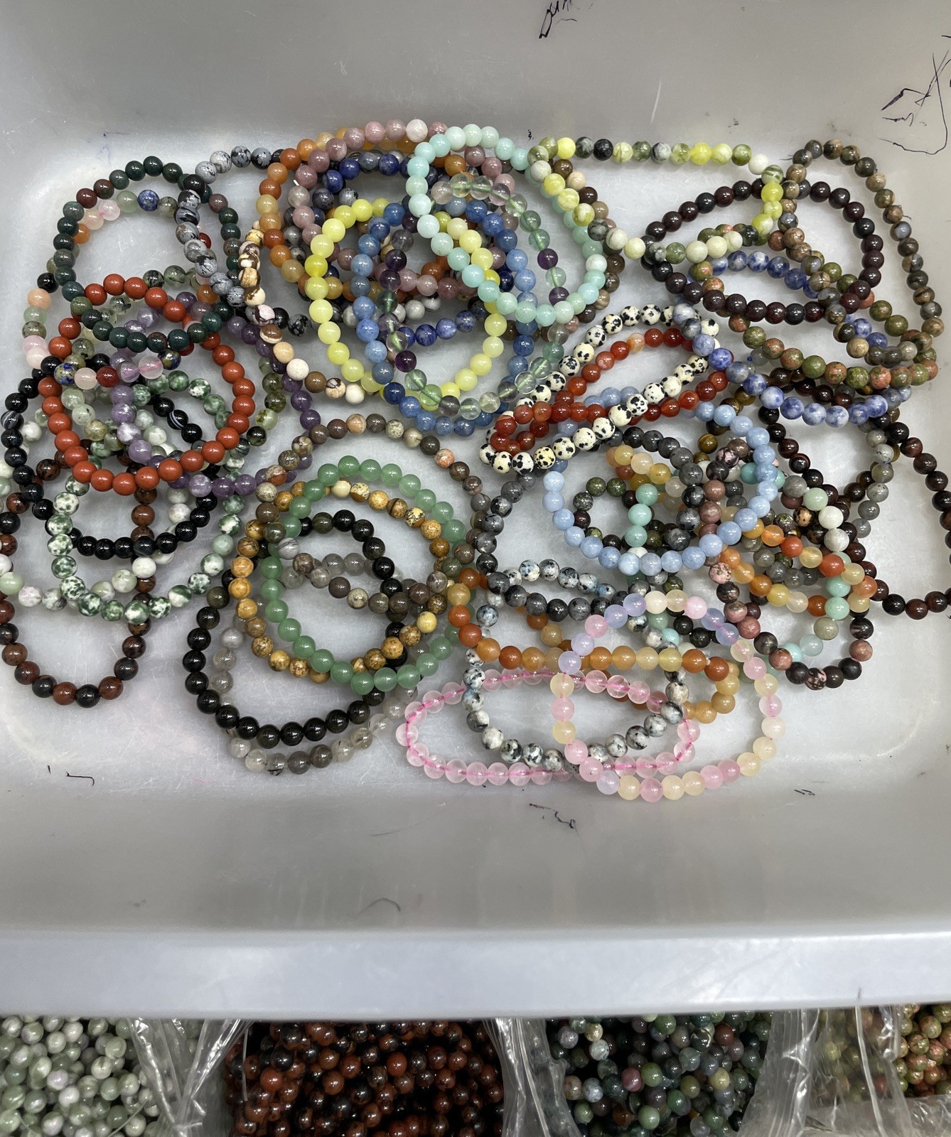 50Pcs Wholesale Beautiful Stone 6mm ball Beads Healing crystal Stretch Bracelet