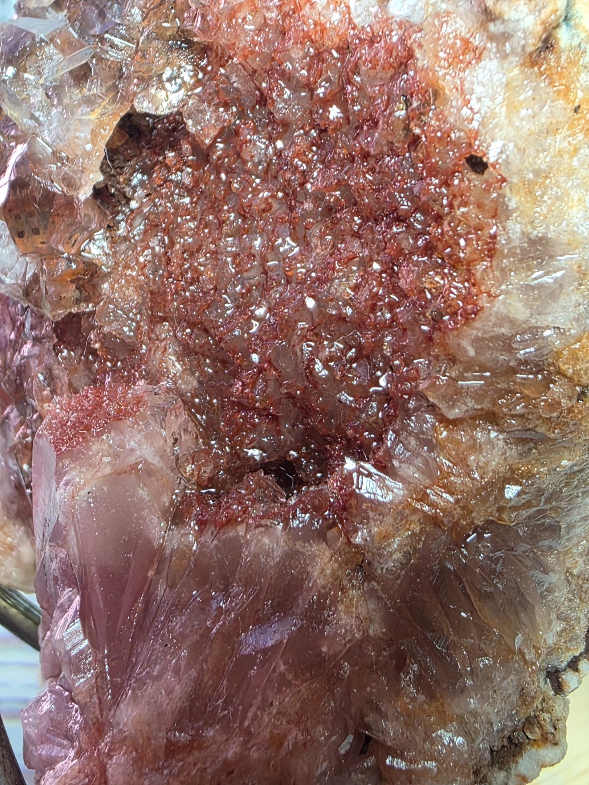 Natural Iron-Stained Druzy Quartz Crystal Cluster Sparkling Red Hematoid Quartz