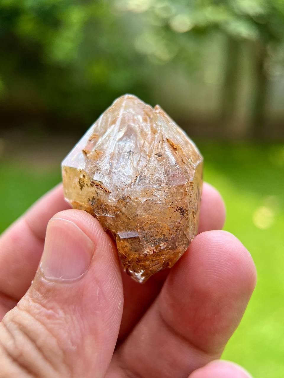 25 Grams Superb Fully Natural Clay Included Window / Fenster Quartz Crystal