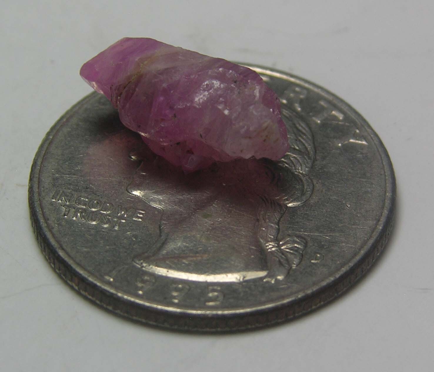 6.60ct Vietnam 100% Natural Pink Sapphire Ruby Dogtooth Crystal Specimen 15mm