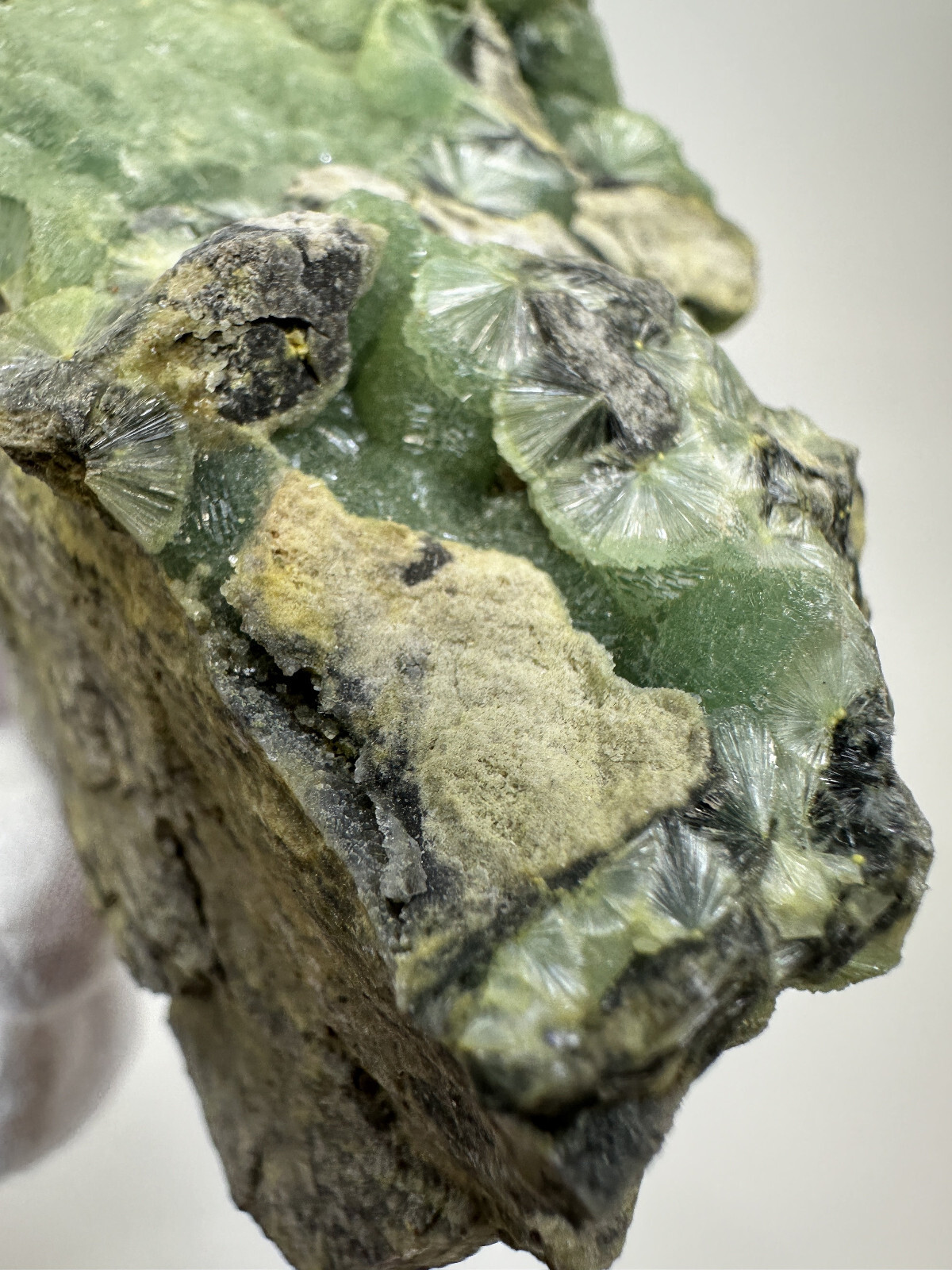 Beautiful RARE GREEN / BLACK Wavellite Specimen from Arkansas