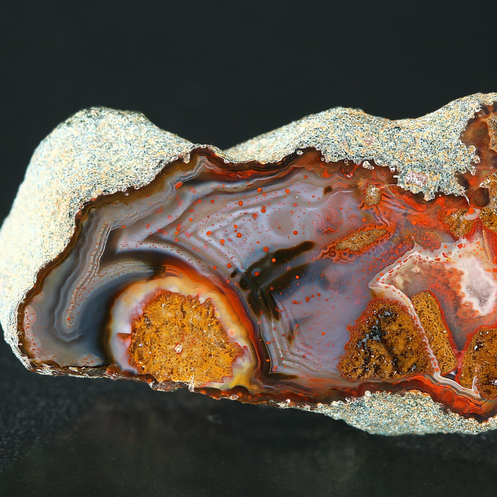 New Find Full husk AGATE from Doubravice, Jicin area, Czech Republic achat