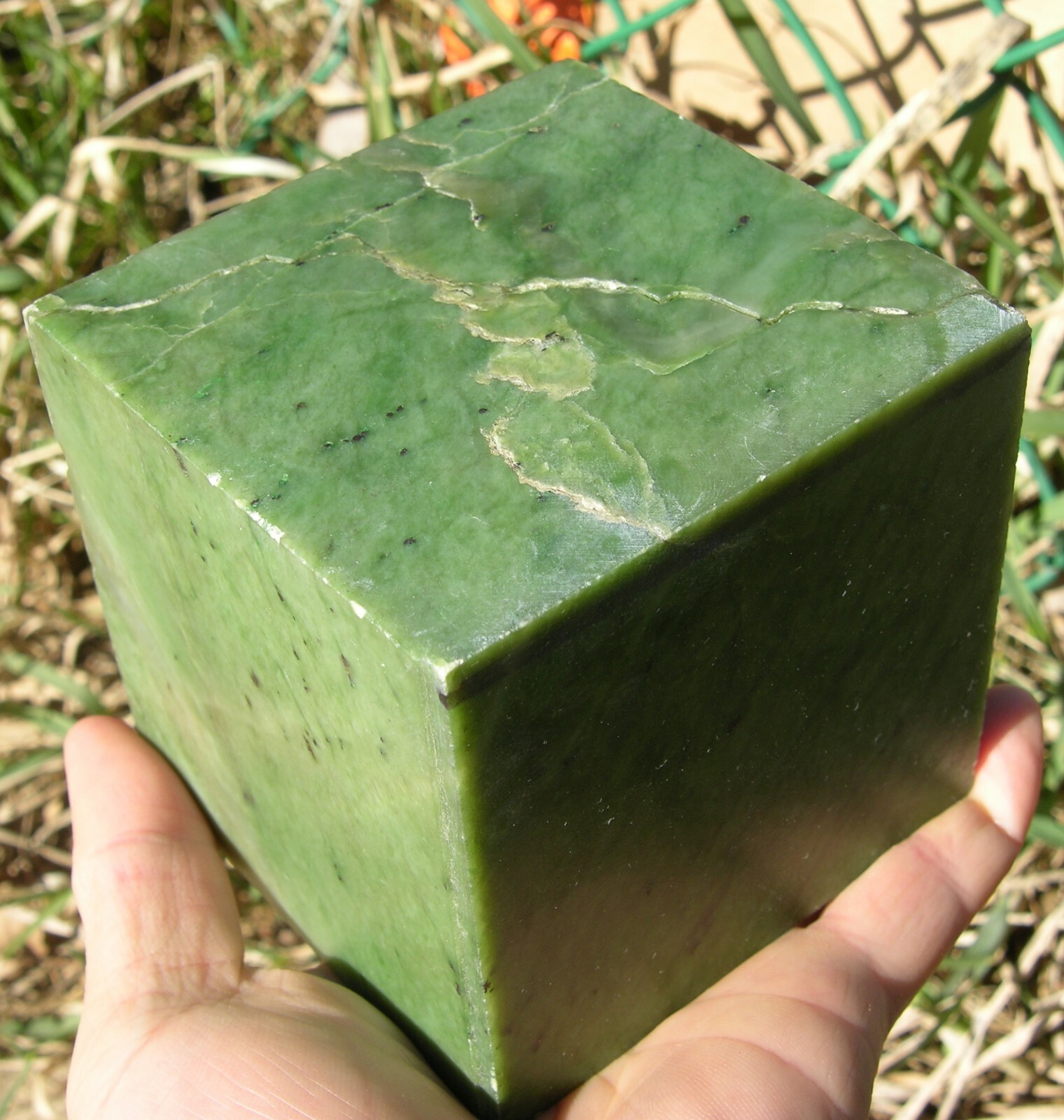 1760g Russia 100% Natural Rough Green Jade Block Specimen 3 lb 14 1/8 oz 86mm
