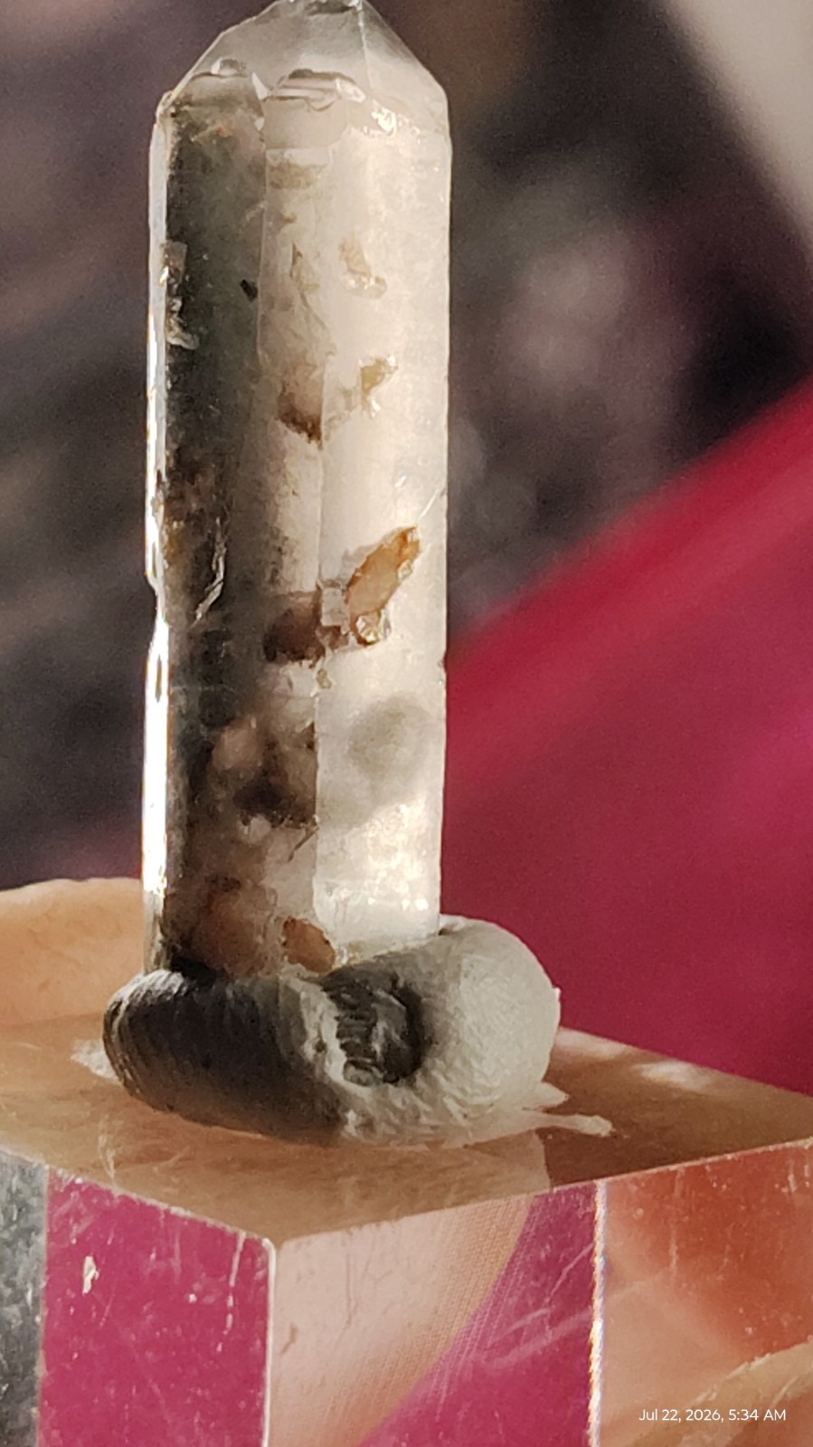 30mm Scenic Quartz Point Red Hematite, Epidote Inclusions, 360 Display ,Meigu