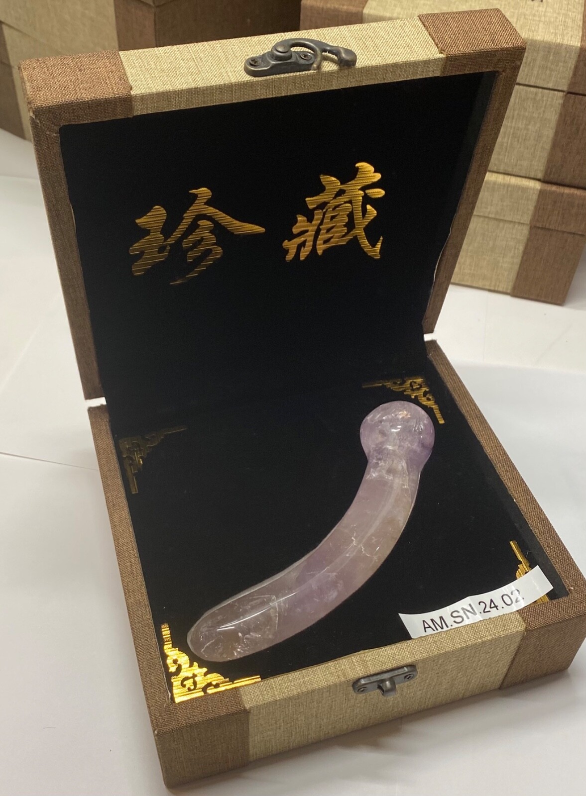 Natural and Genuine Amethyst Quartz Massage Wand Pelvic Floor Yoni Wand GIFTBOX