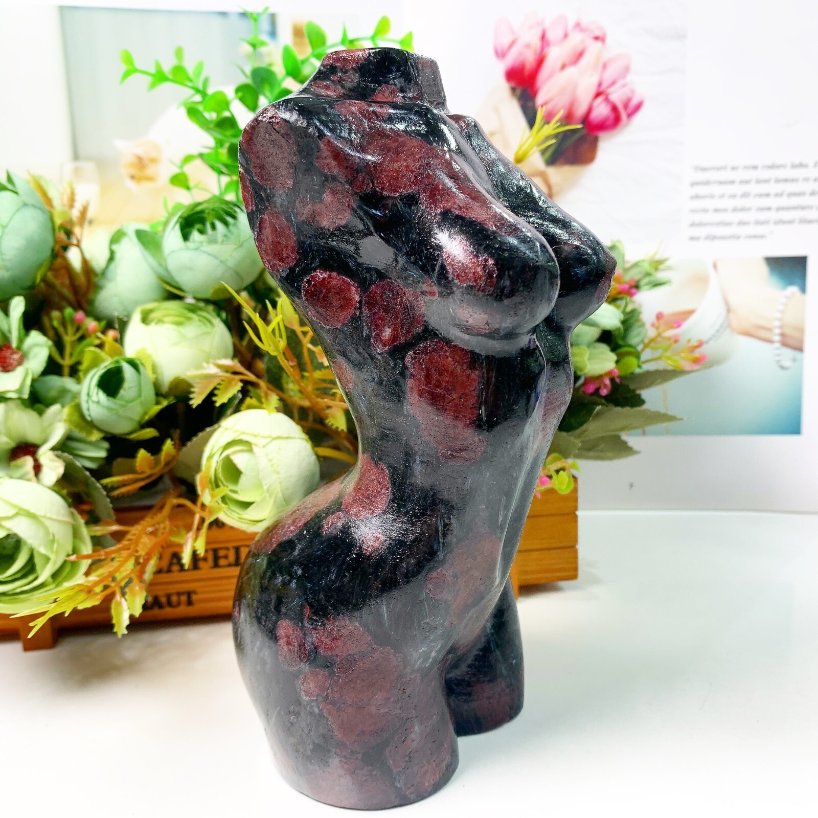 1pc 7″ Natural garnet goddess Crystal woman body carving Home decoration